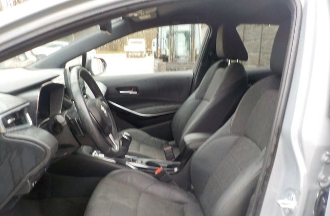 Toyota Corolla cena 37900 przebieg: 34234, rok produkcji 2021 z Ćmielów małe 407